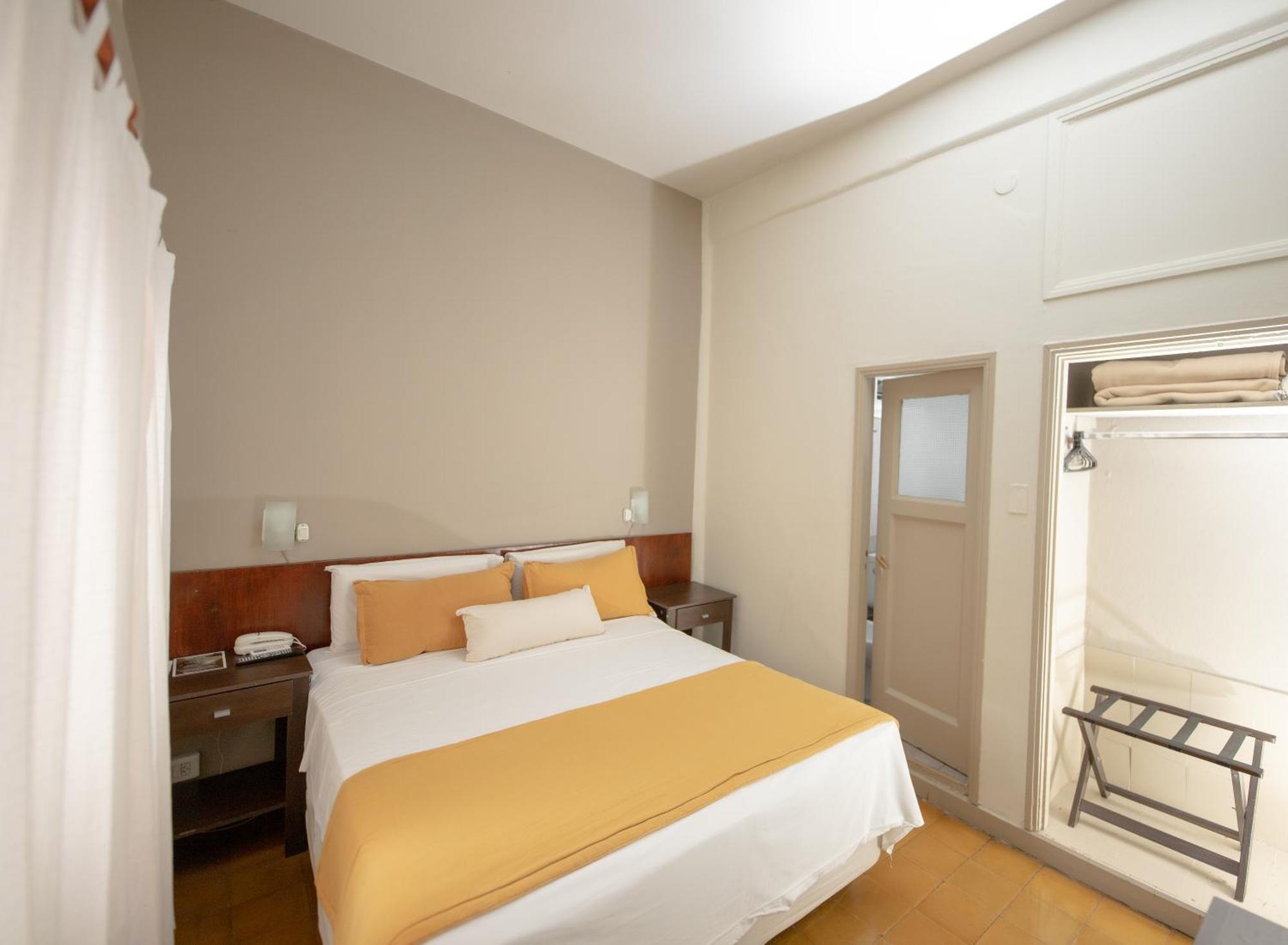 Gran Rex Hotel Кордоба Екстериор снимка